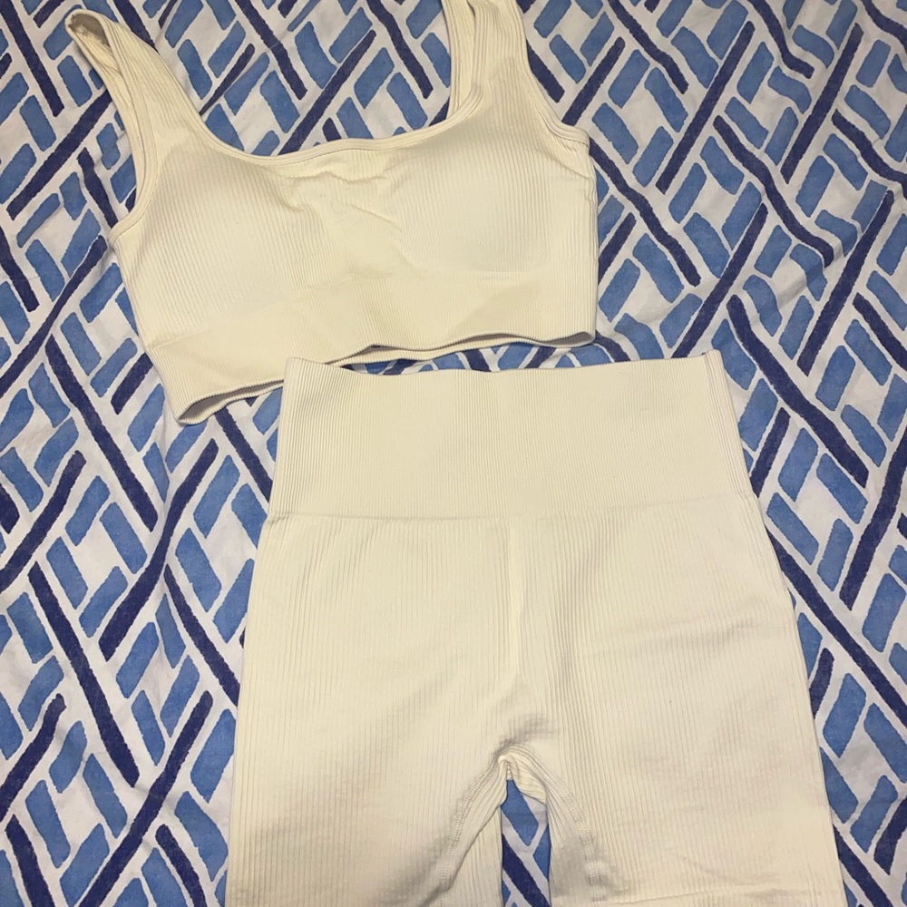 Cream Workout Set in Cream